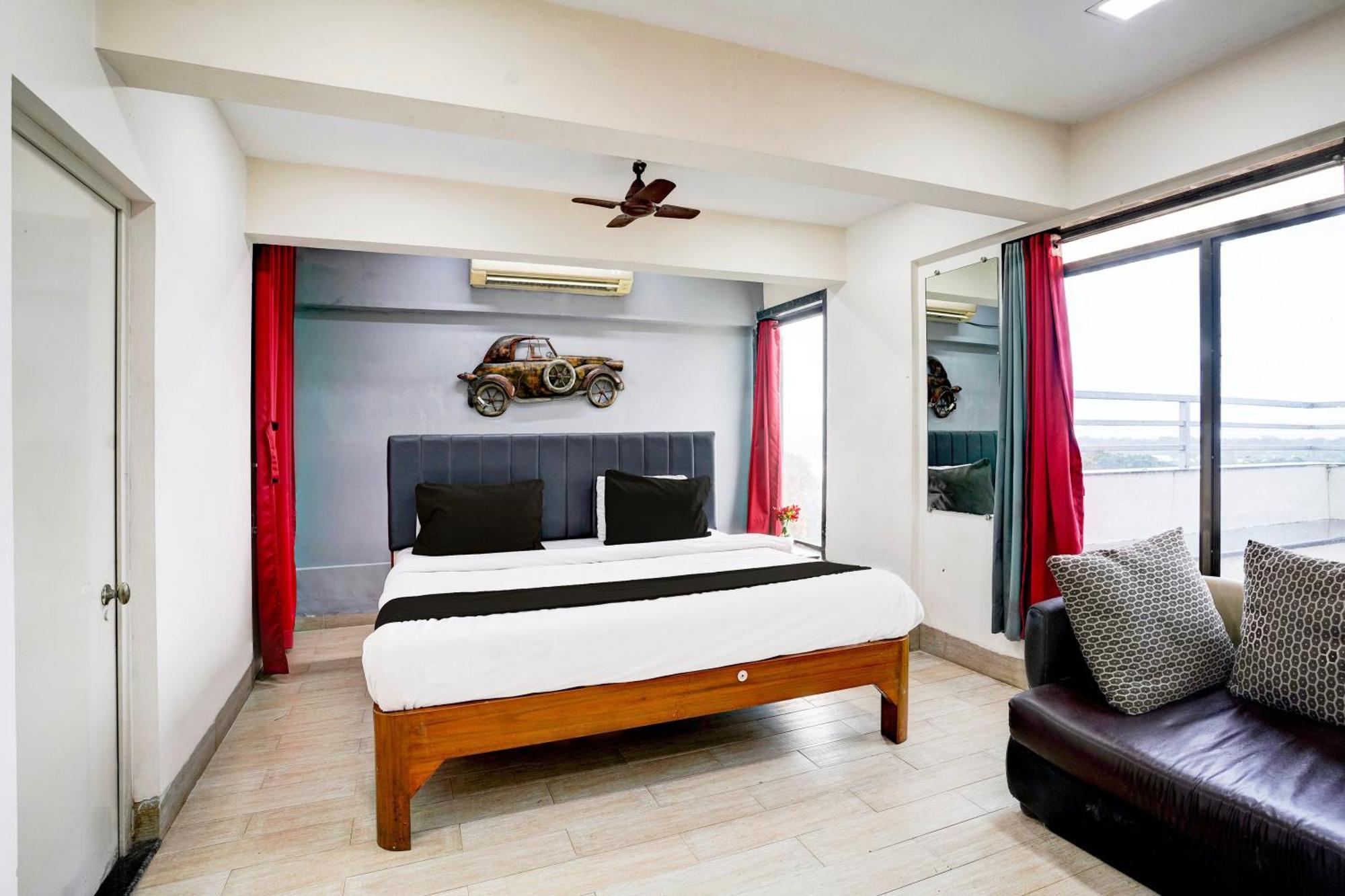 Super Hotel O Seawoods Near Palm Beach Road Formerly Sai Roop Navi Mumbai Kültér fotó